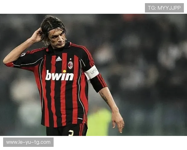 马尔蒂尼防守技巧：如何在球场上成为无形壁垒